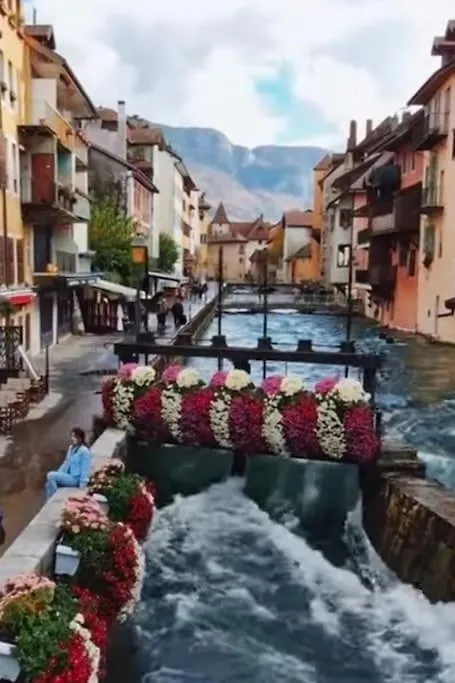 Magnifique Apt A Deux Pas Du Lac Et Pres Du Centre Annecy